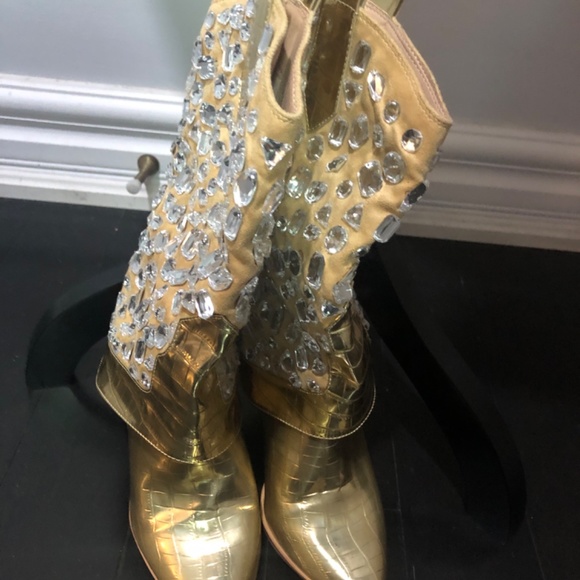 Gold and Rhinestone Boots 8.5 - Picture 5 of 5